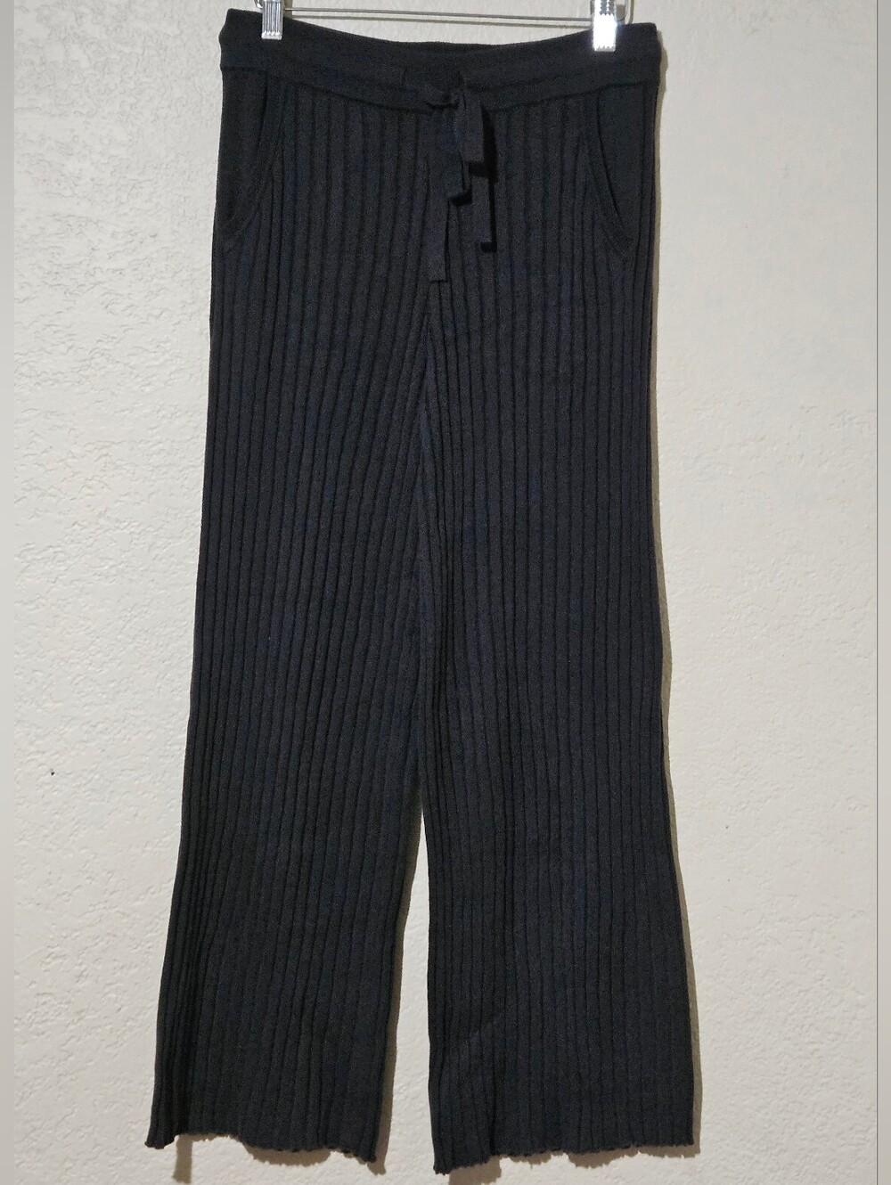 NWOT Splendid Ribbed Wide Leg Cropped Grey Pants Small